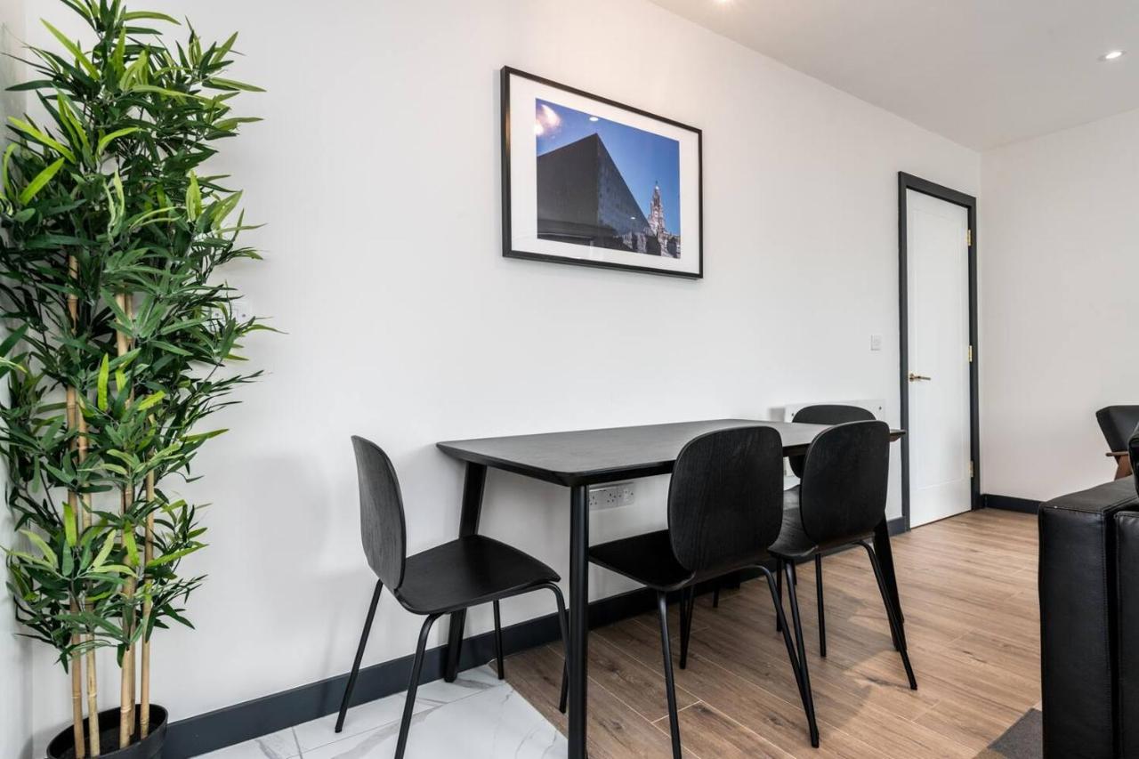 Waterfront Apartment With View Of Liver Building Λίβερπουλ Εξωτερικό φωτογραφία